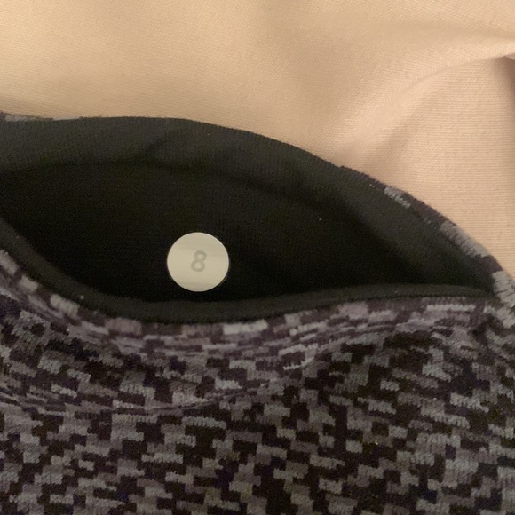 Lululemon Wunder under cropped leggings size 8 - Picture 3 of 3